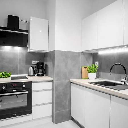 Homely Place Casa Verona - Stary Rynek - Parking * Poznan