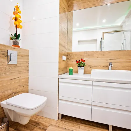Apartment Homely Place Casa Verona - Stary Rynek - Parking