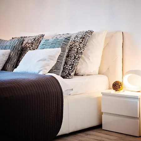Apartman Mellow House *