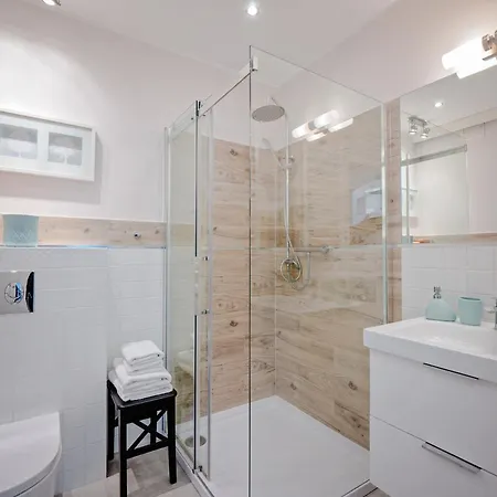 Apartment Homely Place Casa Verona - Stary Rynek - Parking *